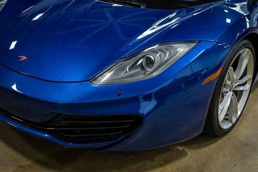 2013 McLaren MP4-12C Base