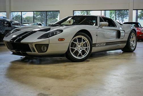 2005 Ford GT Base