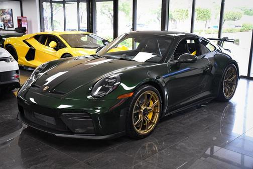 Oak Green Metallic 2026 Porsche 911 GT3