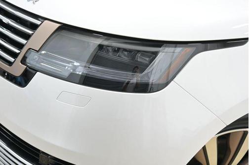 Ostuni Pearl White 2024 Land Rover Range Rover P615 SV