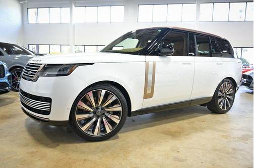 Ostuni Pearl White 2024 Land Rover Range Rover P615 SV