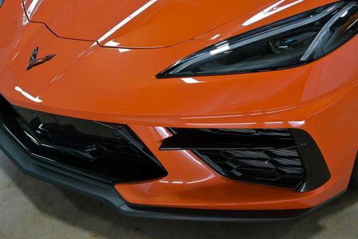 Sebring Orange Tintcoat 2021 Chevrolet Corvette Stingray w/2LT