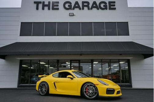 2016 Porsche Cayman GT4