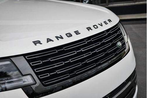2025 Land Rover Range Rover P400 SE