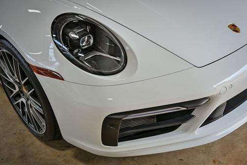 2023 Porsche 911 Carrera