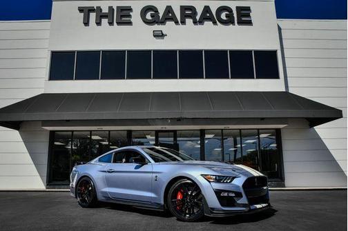 2022 Ford Shelby GT500 Base