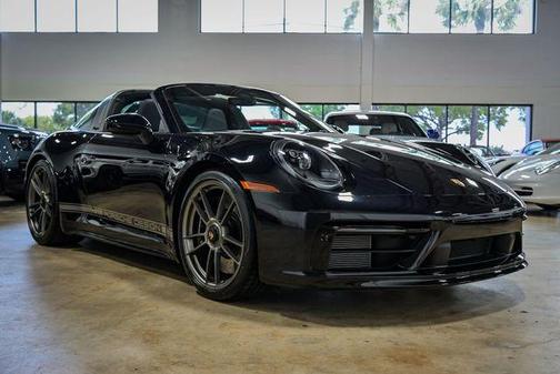 2024 Porsche 911 EDITION 50 YEARS DESIGN