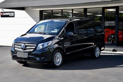 2023 Mercedes-Benz Metris Base