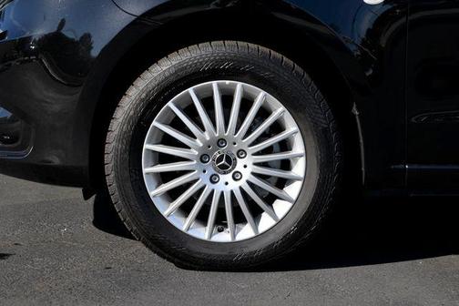 2023 Mercedes-Benz Metris Base