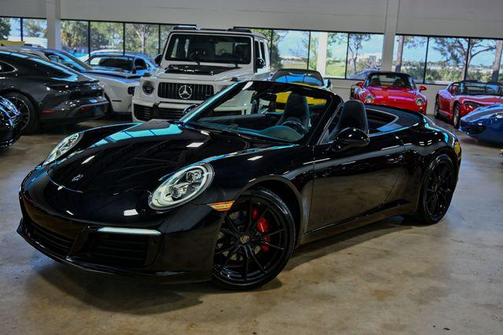2017 Porsche 911 Carrera