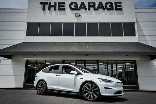 2022 Tesla Model X Plaid