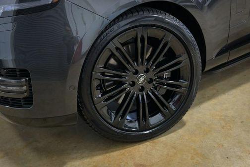 Carpathian Grey 2024 Land Rover Range Rover P530 SE