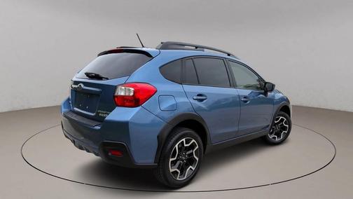 Quartz Blue Pearl 2017 Subaru Crosstrek 2.0i Premium