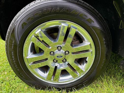 Black Clearcoat 2010 Ford Explorer Sport Trac Limited