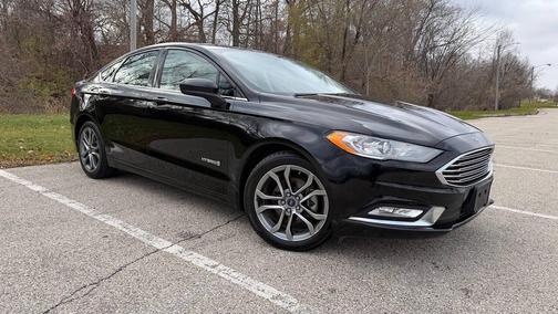 2017 Ford Fusion Hybrid SE