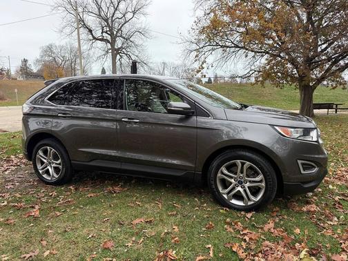 2016 Ford Edge Titanium