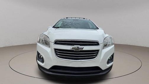 Summit White 2016 Chevrolet Trax LTZ