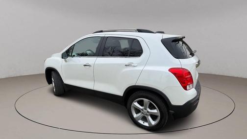 Summit White 2016 Chevrolet Trax LTZ