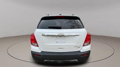 Summit White 2016 Chevrolet Trax LTZ