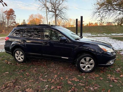 2012 Subaru Outback 2.5i Premium