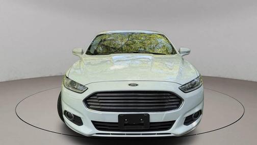 Oxford White 2014 Ford Fusion Hybrid SE
