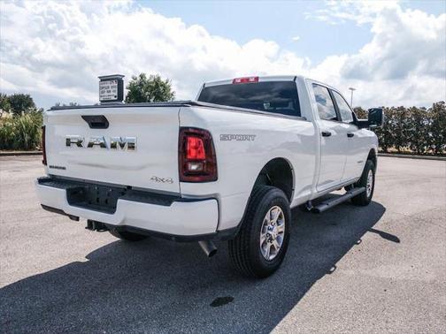 2025 RAM 2500 Big Horn Crew Cab 4x4 64' Box