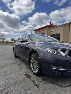 2014 Lincoln MKZ Hybrid Base