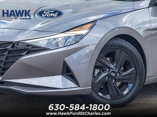Fluid Metal 2022 Hyundai ELANTRA SEL