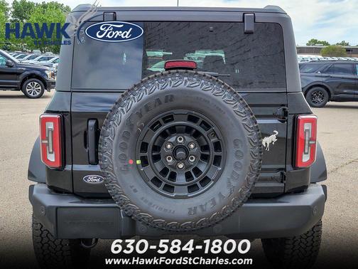 Shadow Black 2026 Ford Bronco Outer Banks