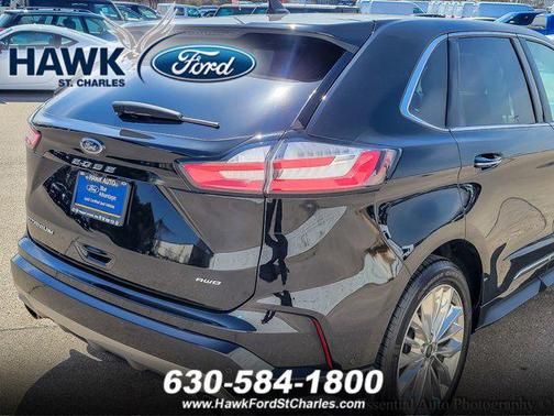 2022 Ford Edge Titanium
