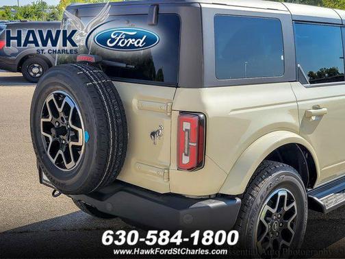 2025 Ford Bronco Outer Banks