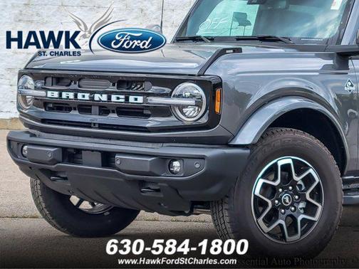 2024 Ford Bronco Outer Banks