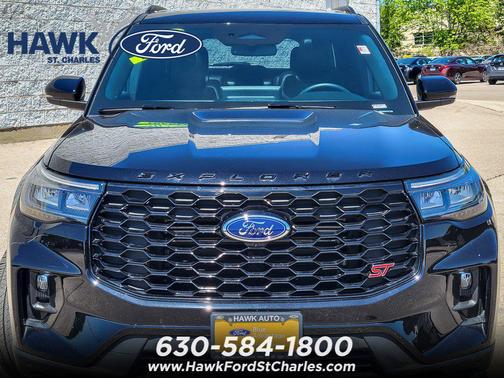 Black Metallic 2025 Ford Explorer ST