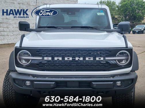 Oxford White 2026 Ford Bronco Outer Banks