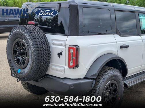 Oxford White 2026 Ford Bronco Outer Banks