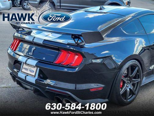 2022 Ford Shelby GT500 Base