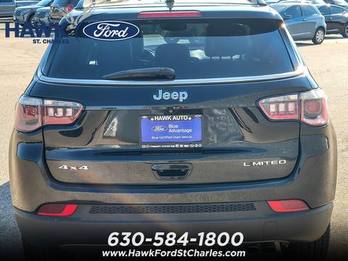 Diamond Black Crystal Pearlcoat 2019 Jeep Compass Limited