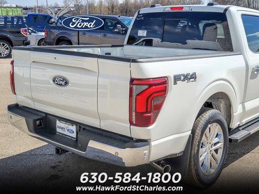 Star White Metallic Tri-Coat 2026 Ford F-150 Lariat