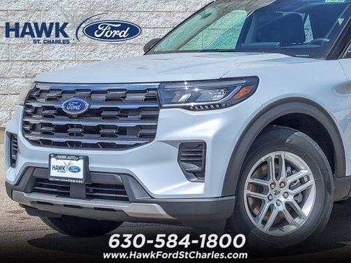 Space White Metallic 2026 Ford Explorer Active