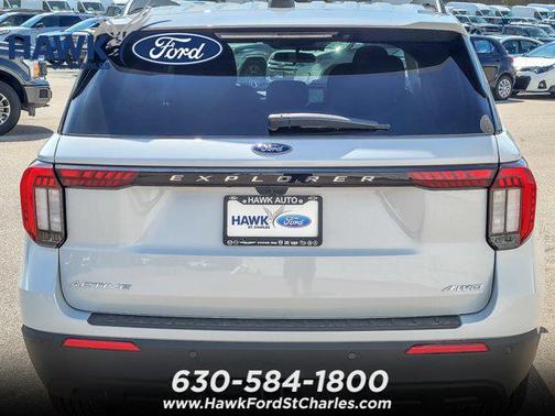 Space White Metallic 2026 Ford Explorer Active