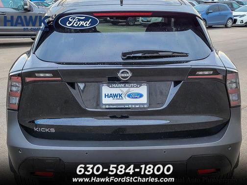 2025 Nissan Kicks SV