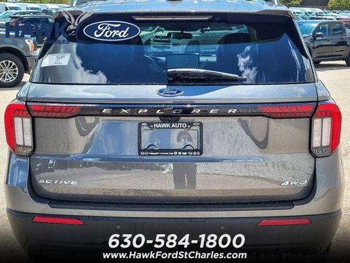 Carbonized Gray Metallic 2026 Ford Explorer Active