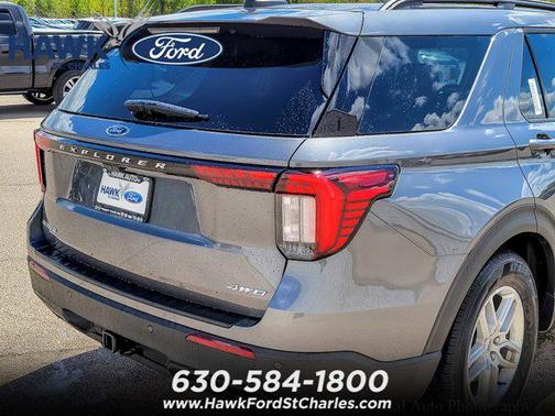 Carbonized Gray Metallic 2026 Ford Explorer Active