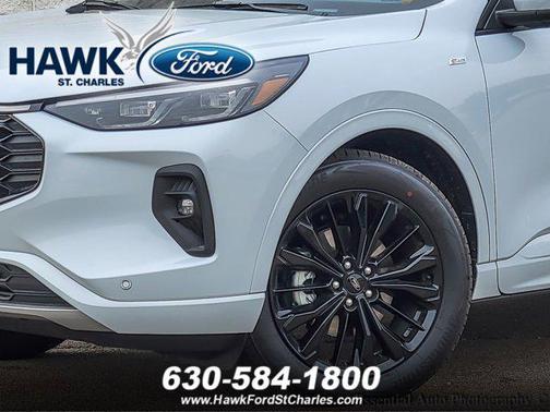 2025 Ford Escape ST-Line Elite