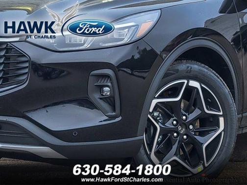 2026 Ford Escape Platinum