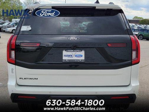 Star White Metallic Tri-Coat 2026 Ford Expedition Platinum