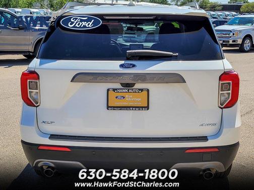 Star White Metallic Tri-Coat 2023 Ford Explorer XLT