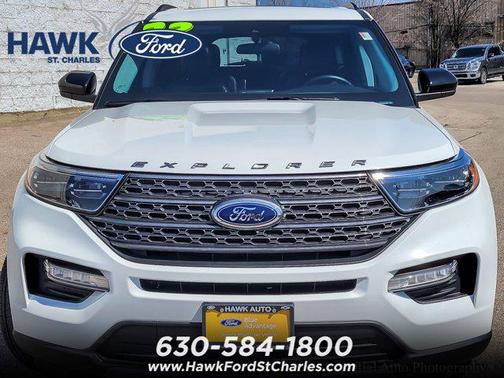 Star White Metallic Tri-Coat 2023 Ford Explorer XLT
