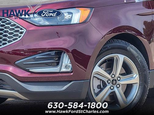 Burgundy 2023 Ford Edge SEL