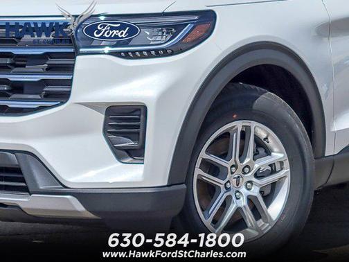 Star White Metallic Tri-Coat 2026 Ford Explorer Active w/200A Pkg